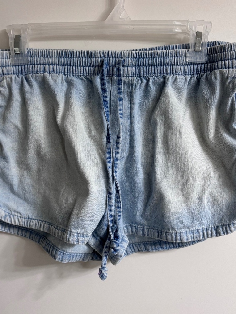 Aerie Lightweight Denim Pull-On Drawstring Shorts Medium